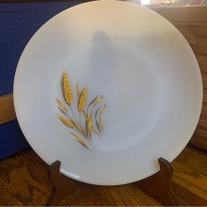 VTG Fire King Milkglass Golden Wheat 10” dinner plate Oven Ware Made In The USA